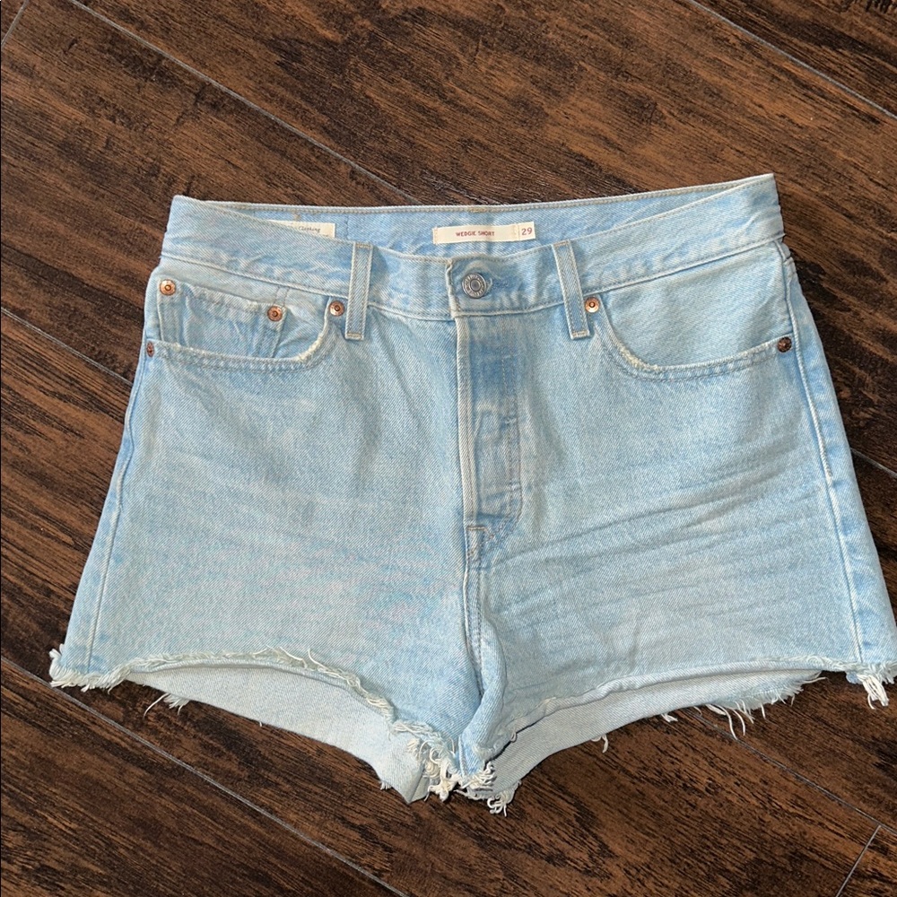 Levi “wedgie” Jean Shorts